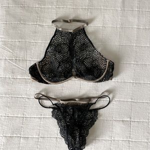 Victoria secret lingerie matching bra&pantie set